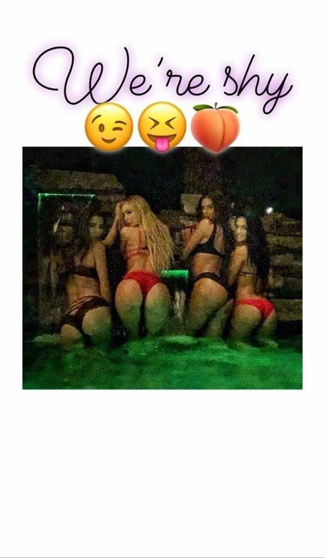 Amanda Thompson star nude pics