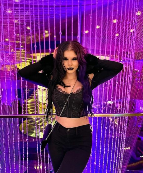 heyitzviolet pornographic actress pics