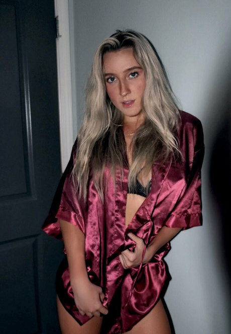 Princessbelleee adult model archive