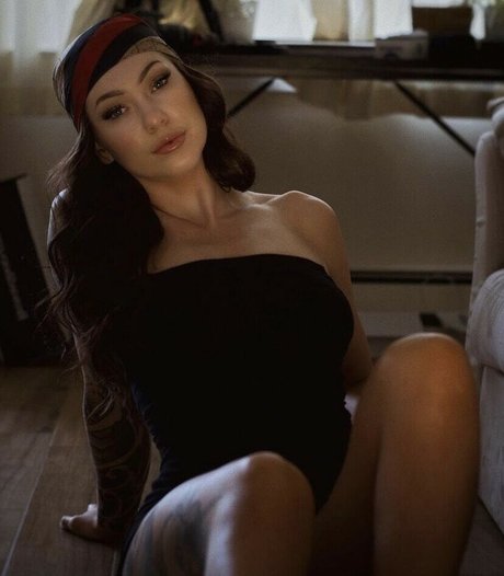 Youcancallmewenny hot model galleries