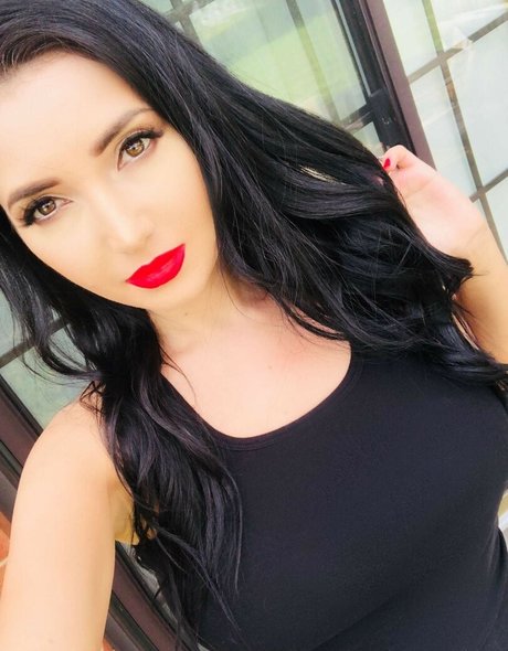 Russianxxtasy Remy sex star image