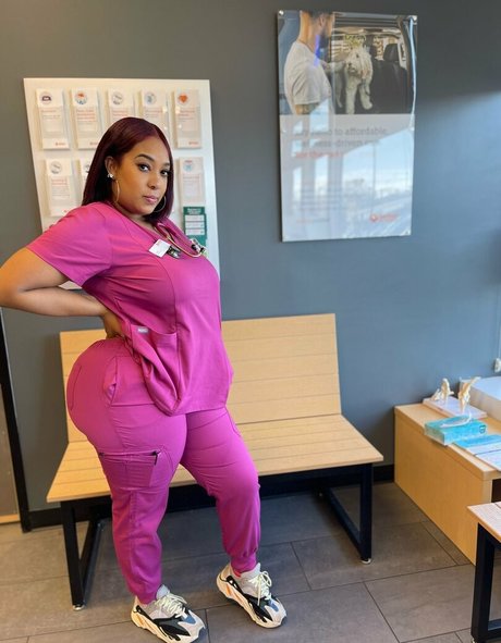 ActingLightskin adult actress pics