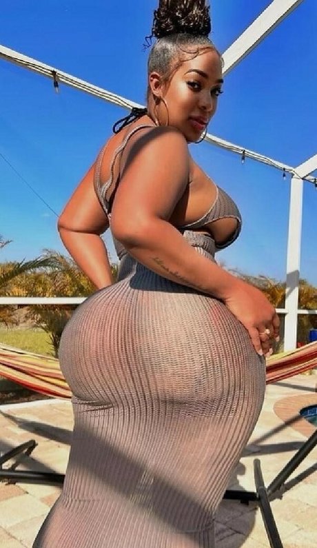 ActingLightskin beautiful actress picture