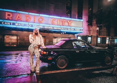 Savannah Street star sex img