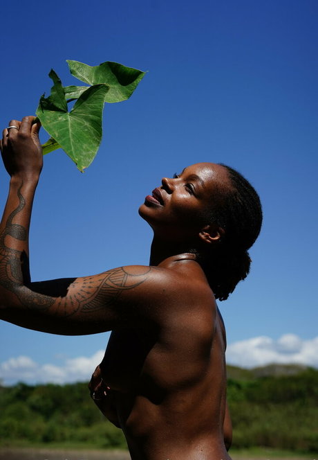 Krystal Tantric Yogi star pretty photos