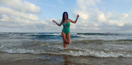 miriamvilloria model free img