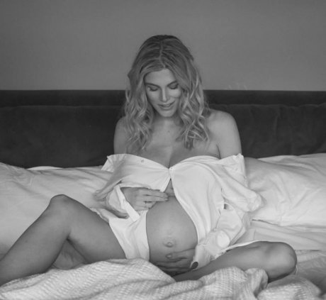 Ashley Louise James nice actress picture