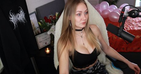 Kandyland model pictures