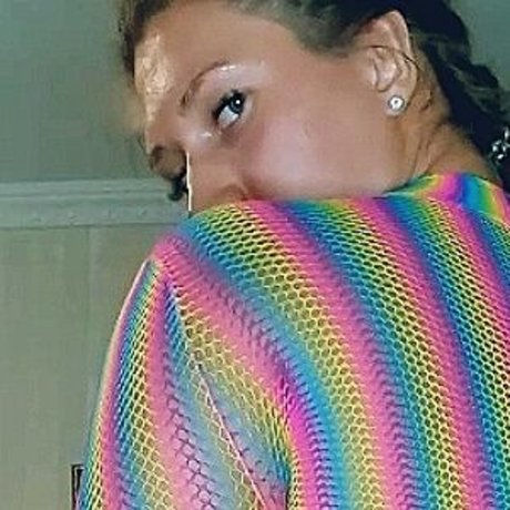 ninakhlv model erotic photos