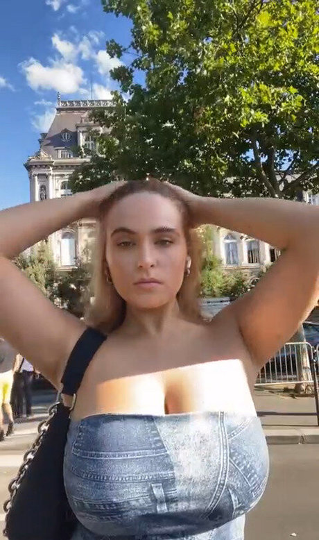 Laura Svensson sexy pornstar archive