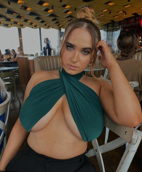 Laura Svensson pornstar nice picture