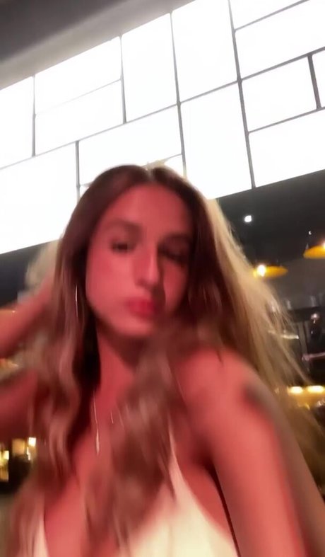 Noa Perets pornstar nude image