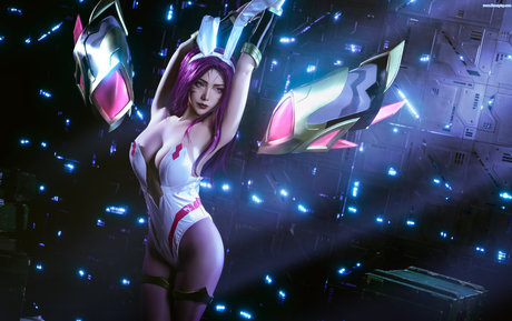 wenwenKira sexy actress galleries