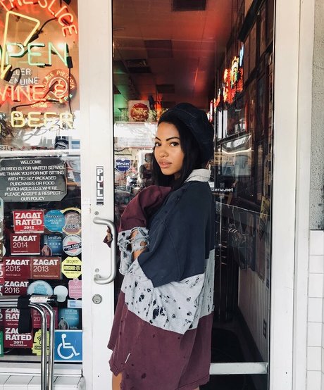 Camille Hyde star hd gallery