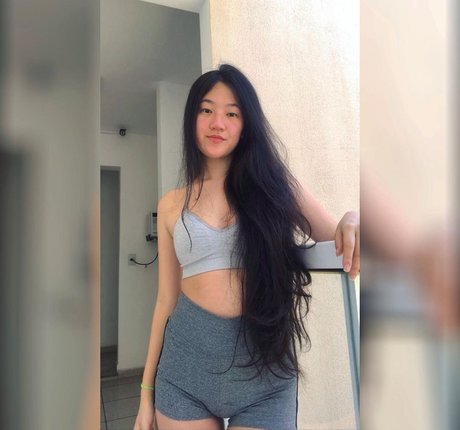 Gakim0 model nude pic