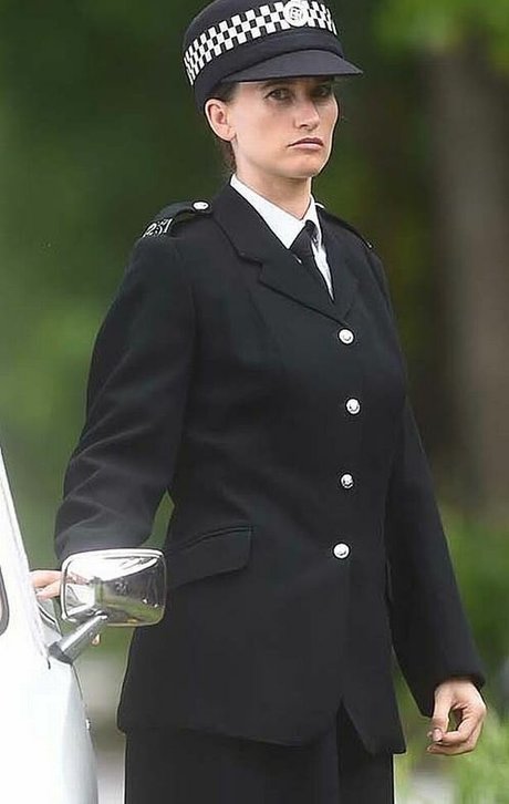 Emmerdale s Charley Webb sexy model photos