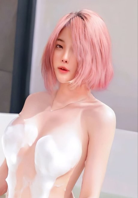 Miyukitty art model pictures