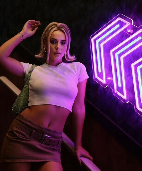 Millie Grace Court star hd galleries