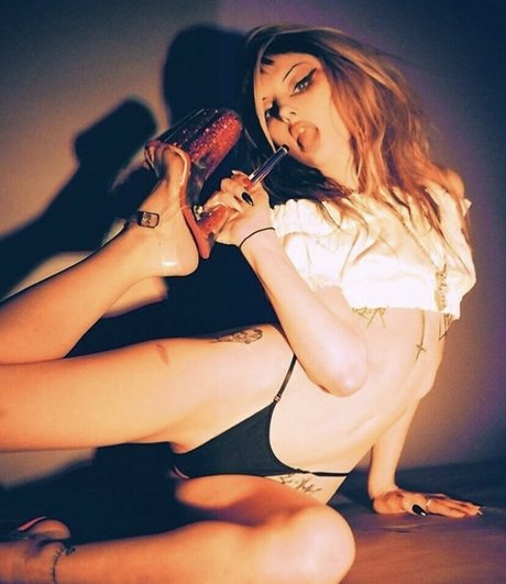 LilithLevisis high quality star archive