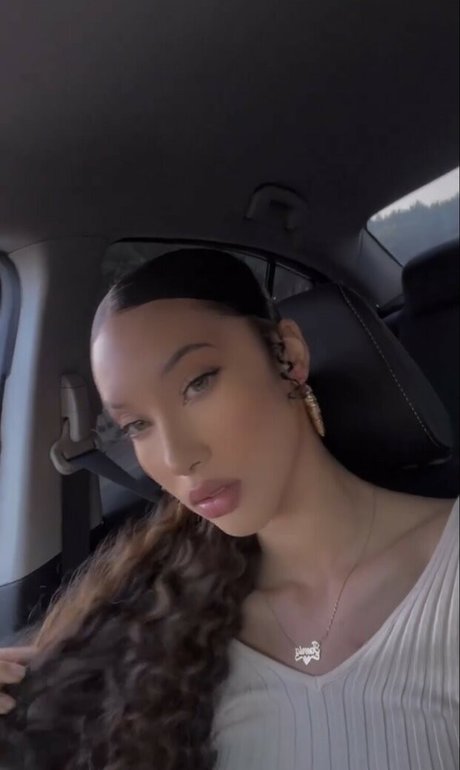 Tamimi babyy perfect pornstar pictures