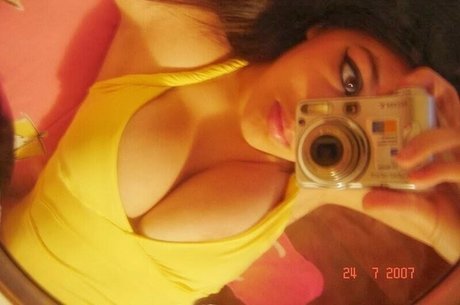 Sabrina Miqueletti model art pics