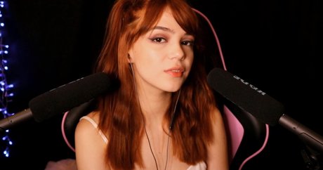 Maimy ASMR perfect pornstar pics