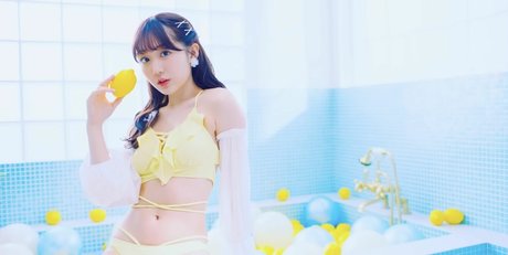 Abe Yumeri porn actress pictures