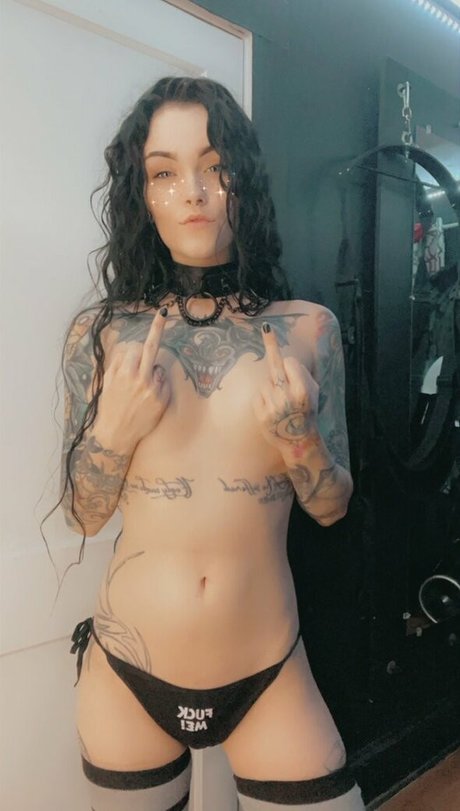 Lady Tish pornstar hot images