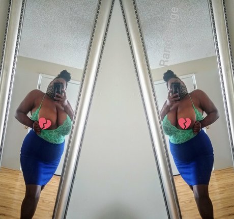 randiraige nude star photos