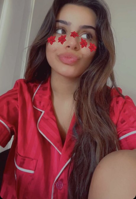 Celina Sharma art actress photos