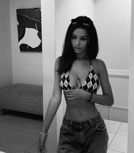 Carly jb model best photos