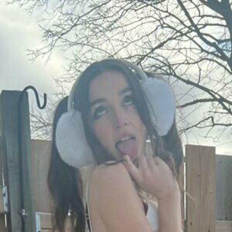 avahillxox hd model img