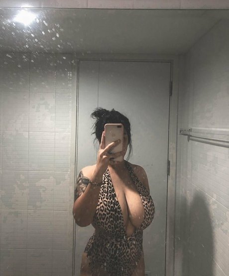 Yes Give Profile pic