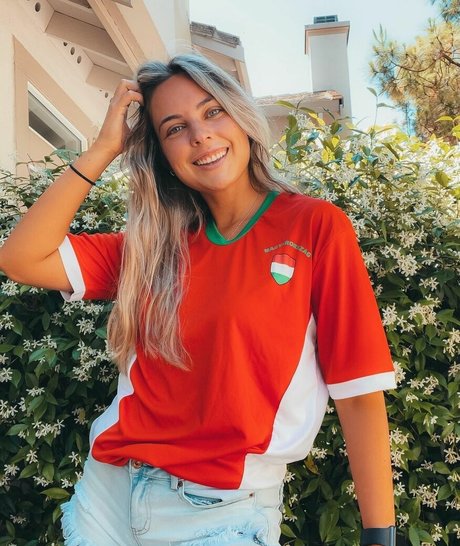 Liv iathan adult model photo