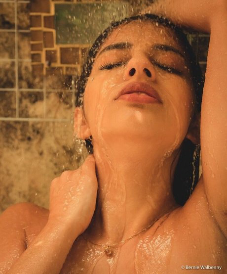 Paulinhawalz art model images