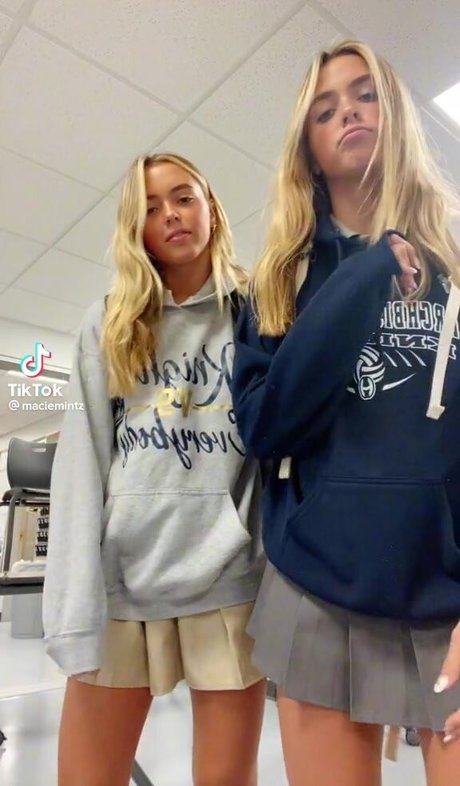 Mel Hock star sexy picture