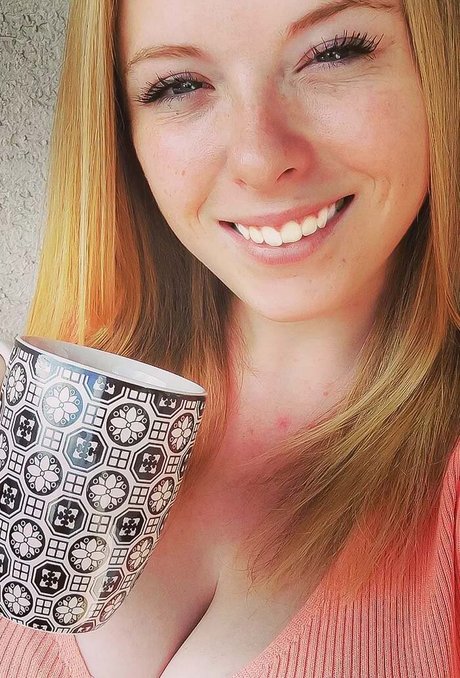 Mia Adler art pornstar pictures