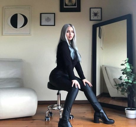 valyrian x x x pornstar pretty picture