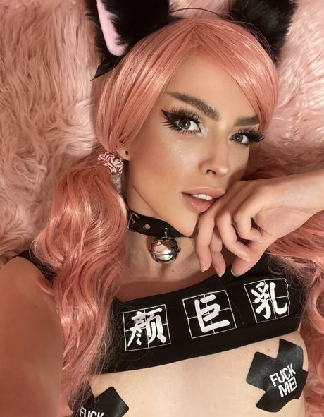 freyasha sex model picture