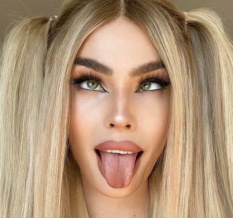 freyasha sexy actress pic