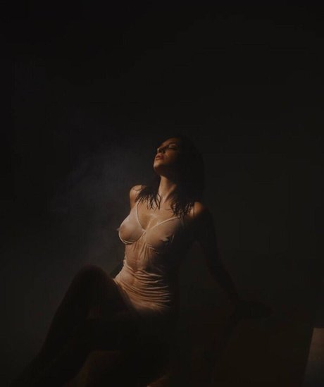 Olivia Linz pornstar nice picture