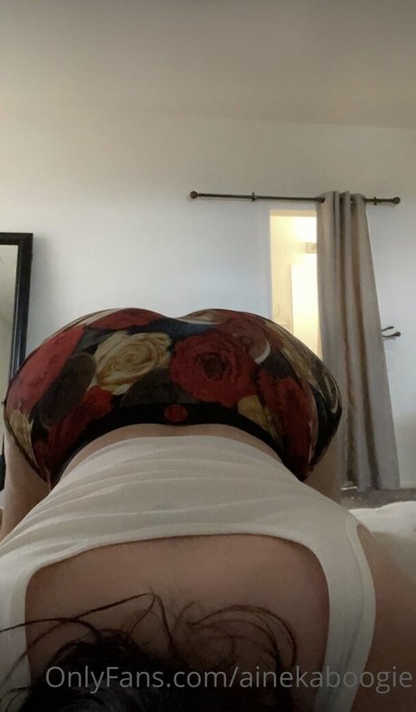 Ainek beautiful star image