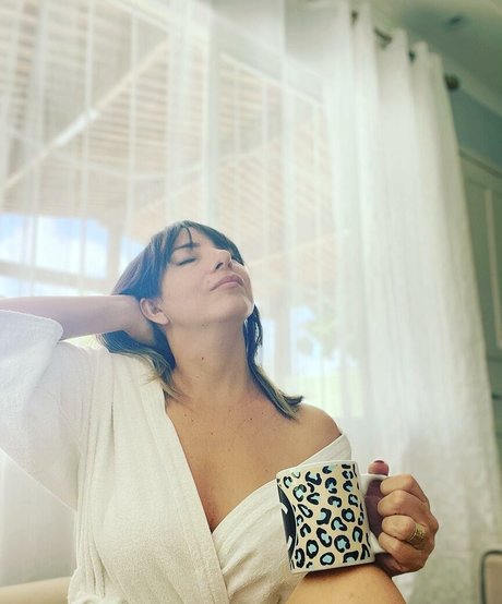 Cintia Leandro pretty pornstar pic