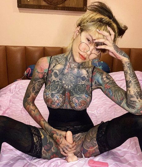 Sour heart1 model beautiful photos