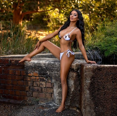 Cassandra Ford star perfect photos