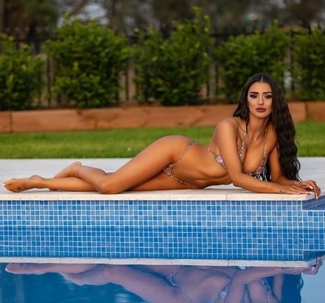 Cassandra Ford pornstar hot img