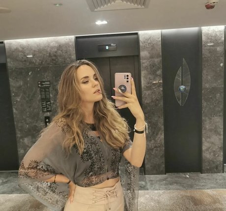 Hyrula adult model pictures