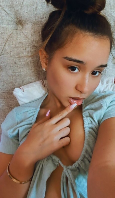 Alahna Ly high quality actress pictures