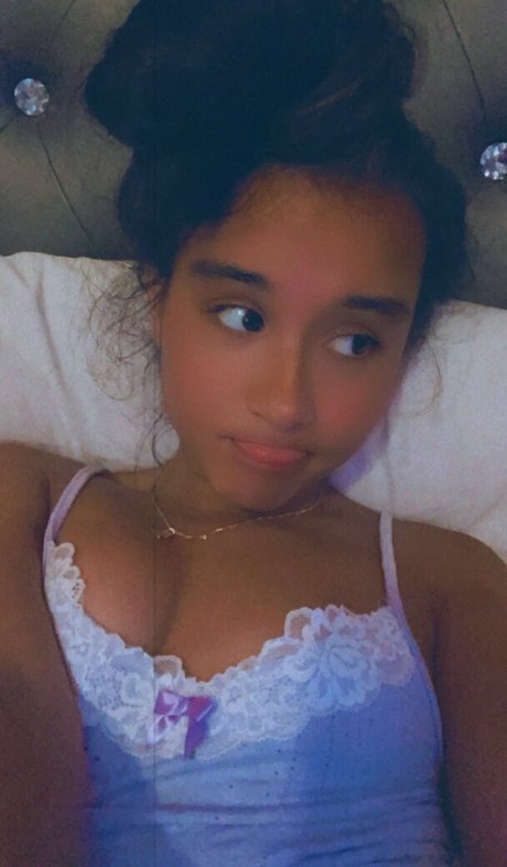 Alahna Ly perfect star pictures