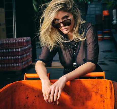 bodybuilder couple onlyfans hot xxx pics